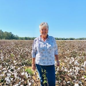 Meet your Posher, Lynn